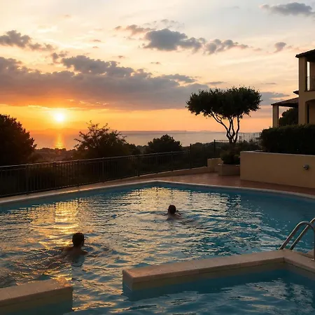 Sunset View And Pool *