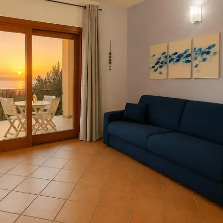 Apartment Sunset View And Pool Badesi